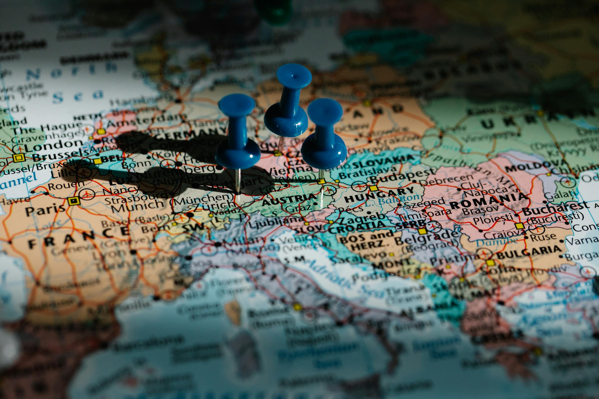 Cost, timezone, seniority, culture, and compliance aligned on one side in 2026
